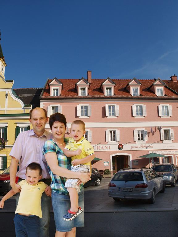 Hotel Restaurant Zum Schwan Schwanberg Exterior photo