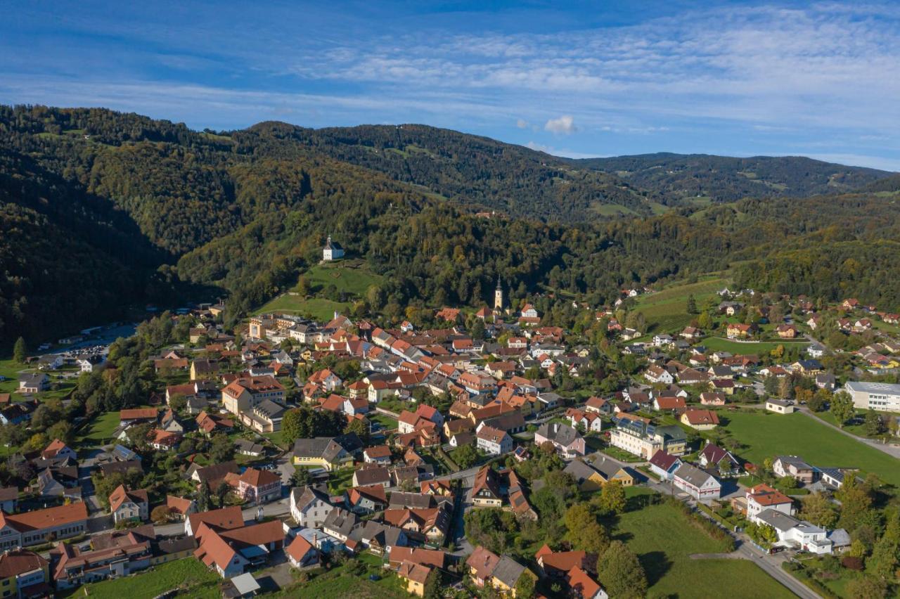 Hotel Restaurant Zum Schwan Schwanberg Exterior photo