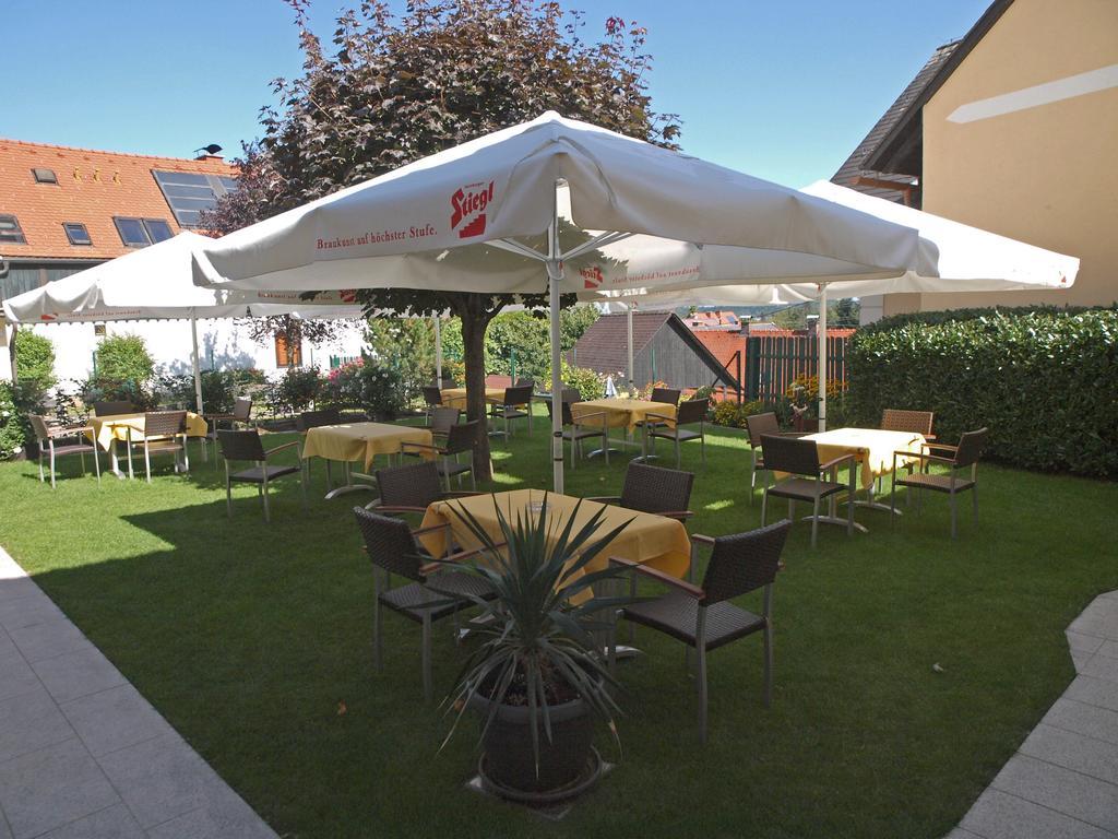 Hotel Restaurant Zum Schwan Schwanberg Exterior photo